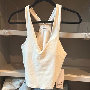 ALO Yoga Women's White V-Neck Tank Top